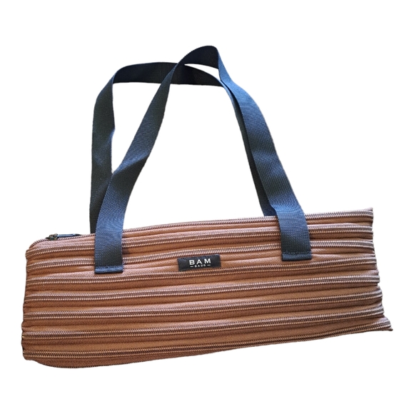 Bam Bags Zipper Shoulder Purse - Picture 2 of 6